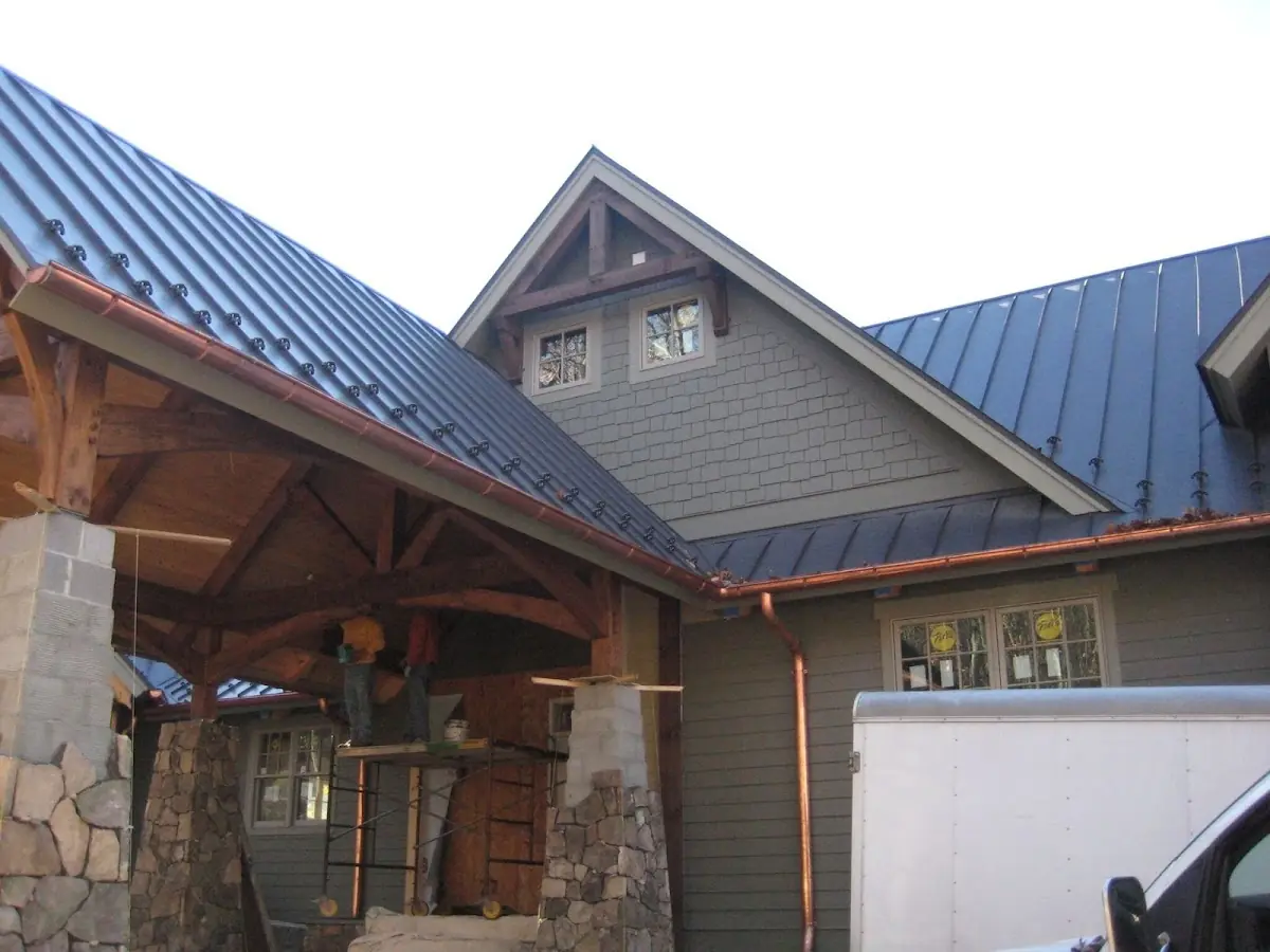 Craftsman Roofing team delivering quality roofing work in Steels Corner
